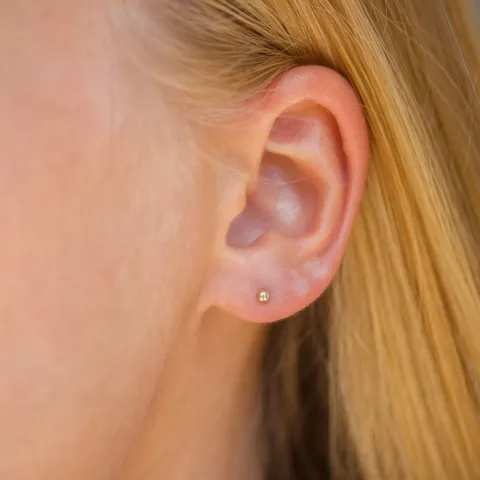 2,5 mm kuula helix läpitunkeva 9 karaatin kultaa